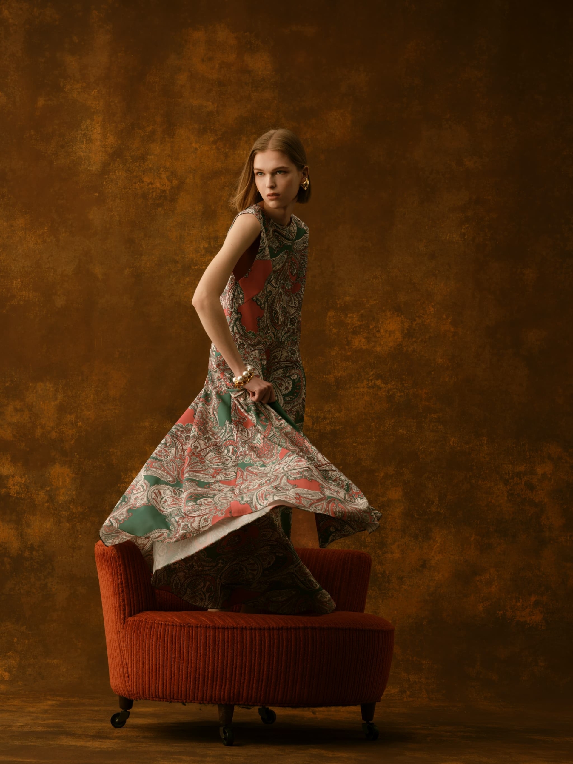 アルアバイル　ルルウィルビー エンブロイダリークチュールプルオーバー LOULOU WILLOUGHBY 2025 AUTUMN & WINTER PRE COLLECTION