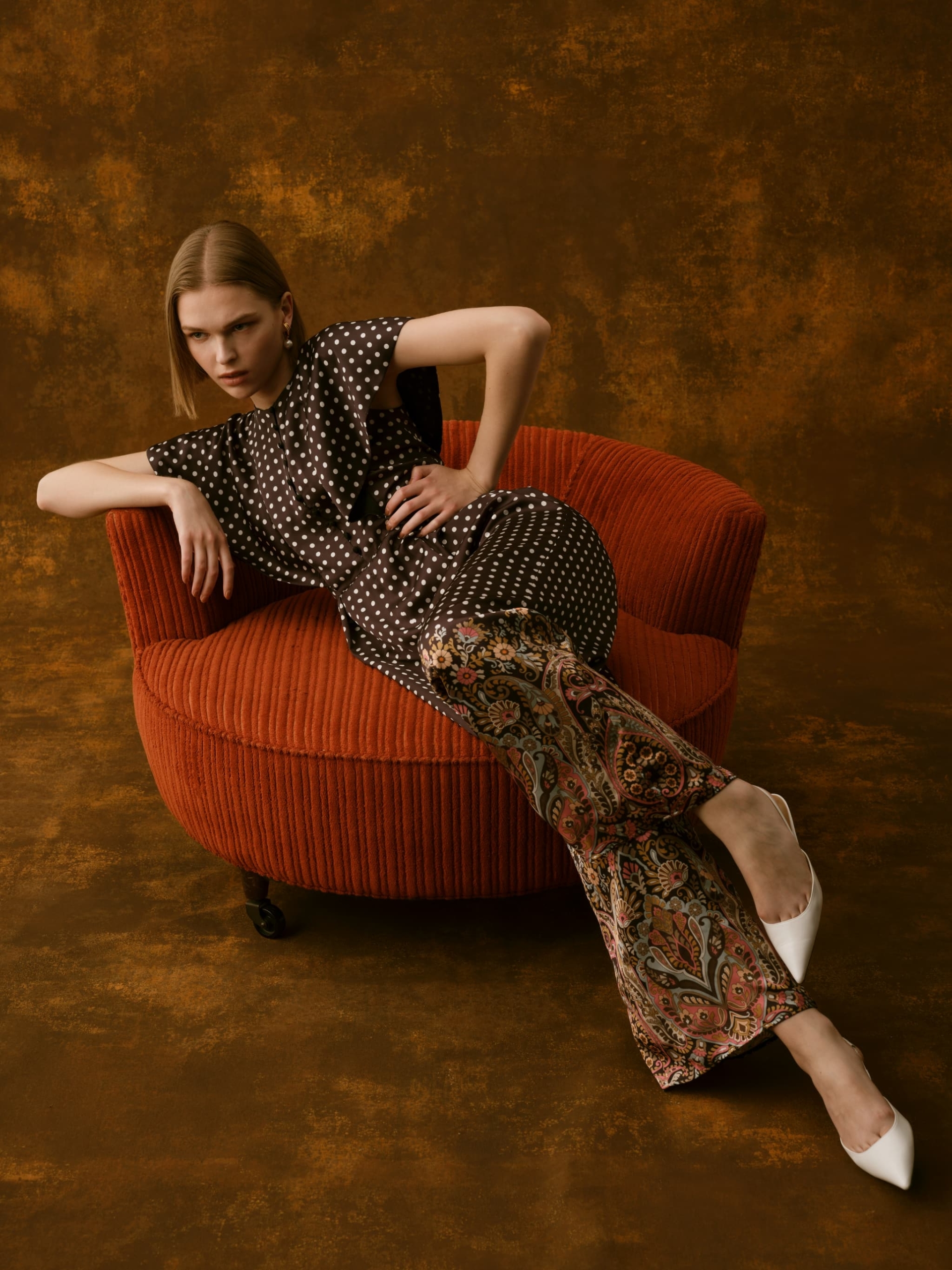 アルアバイル　ルルウィルビー エンブロイダリークチュールプルオーバー LOULOU WILLOUGHBY 2025 AUTUMN & WINTER PRE COLLECTION