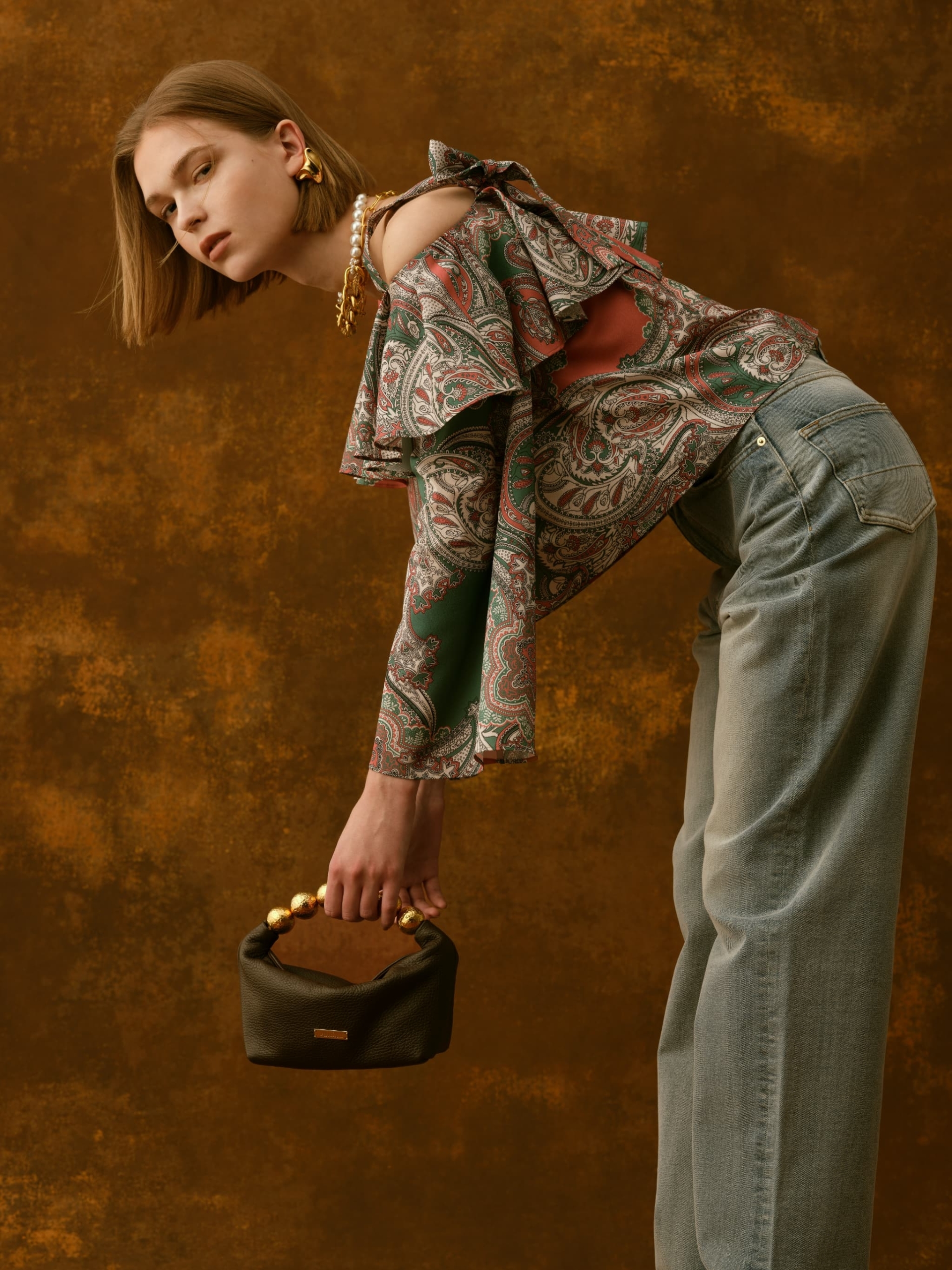 LOULOU WILLOUGHBY 2025 AUTUMN & WINTER PRE COLLECTION