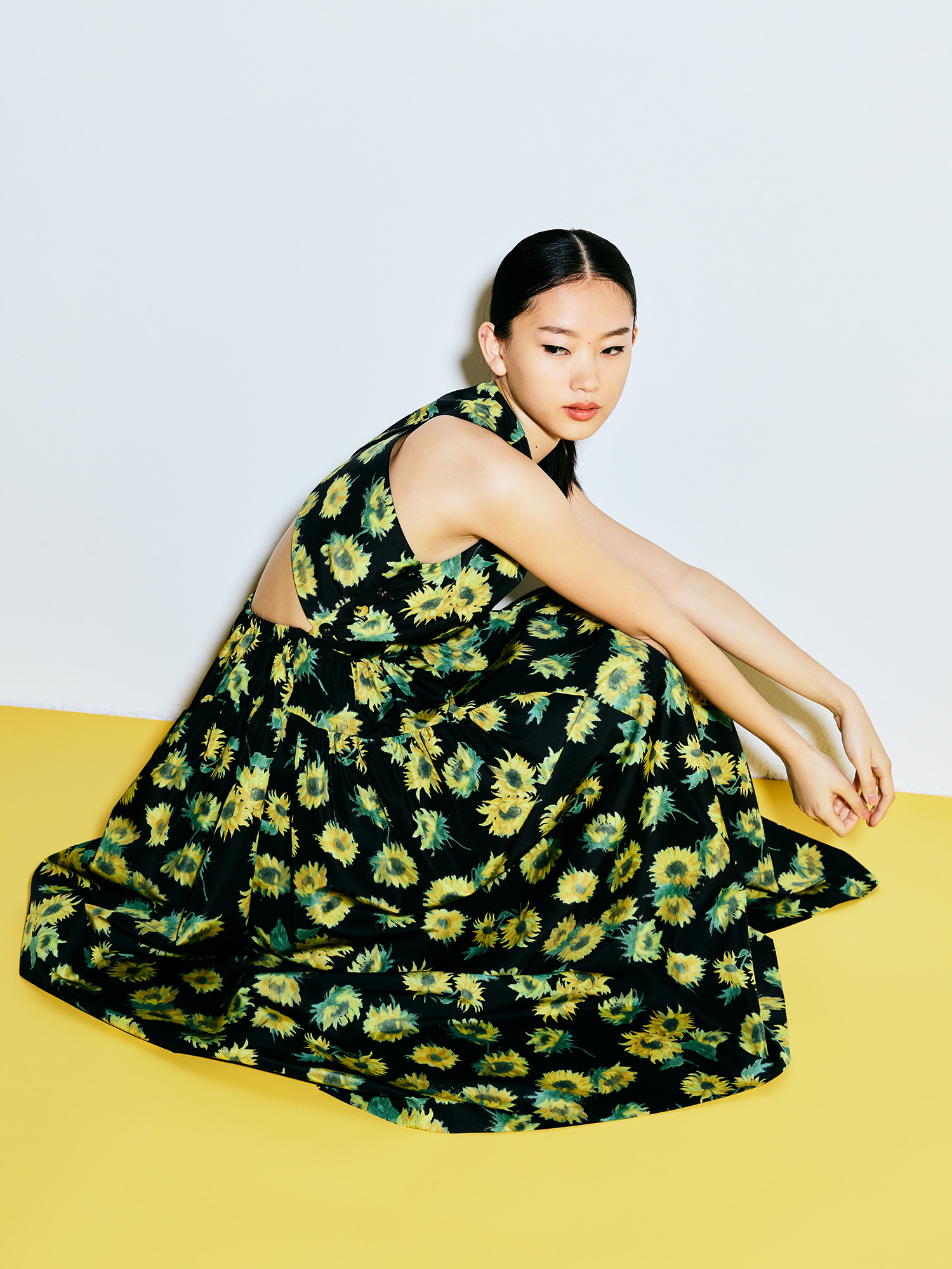 LOULOU IN BLACK【LOULOU WILLOUGHBY】|allureville OFFICIAL SITE