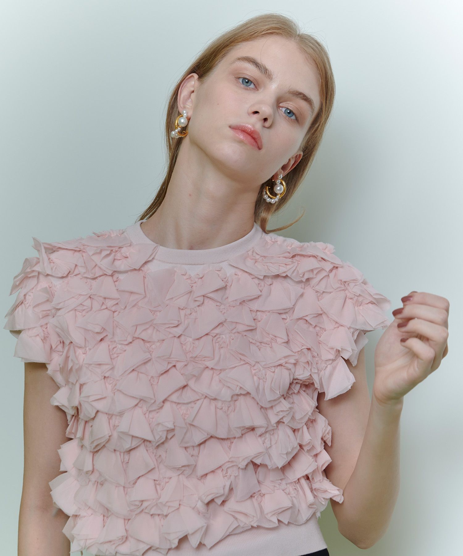 ペタルパピヨンプルオーバー|allureville OFFICIAL SITE / ONLINE SHOP