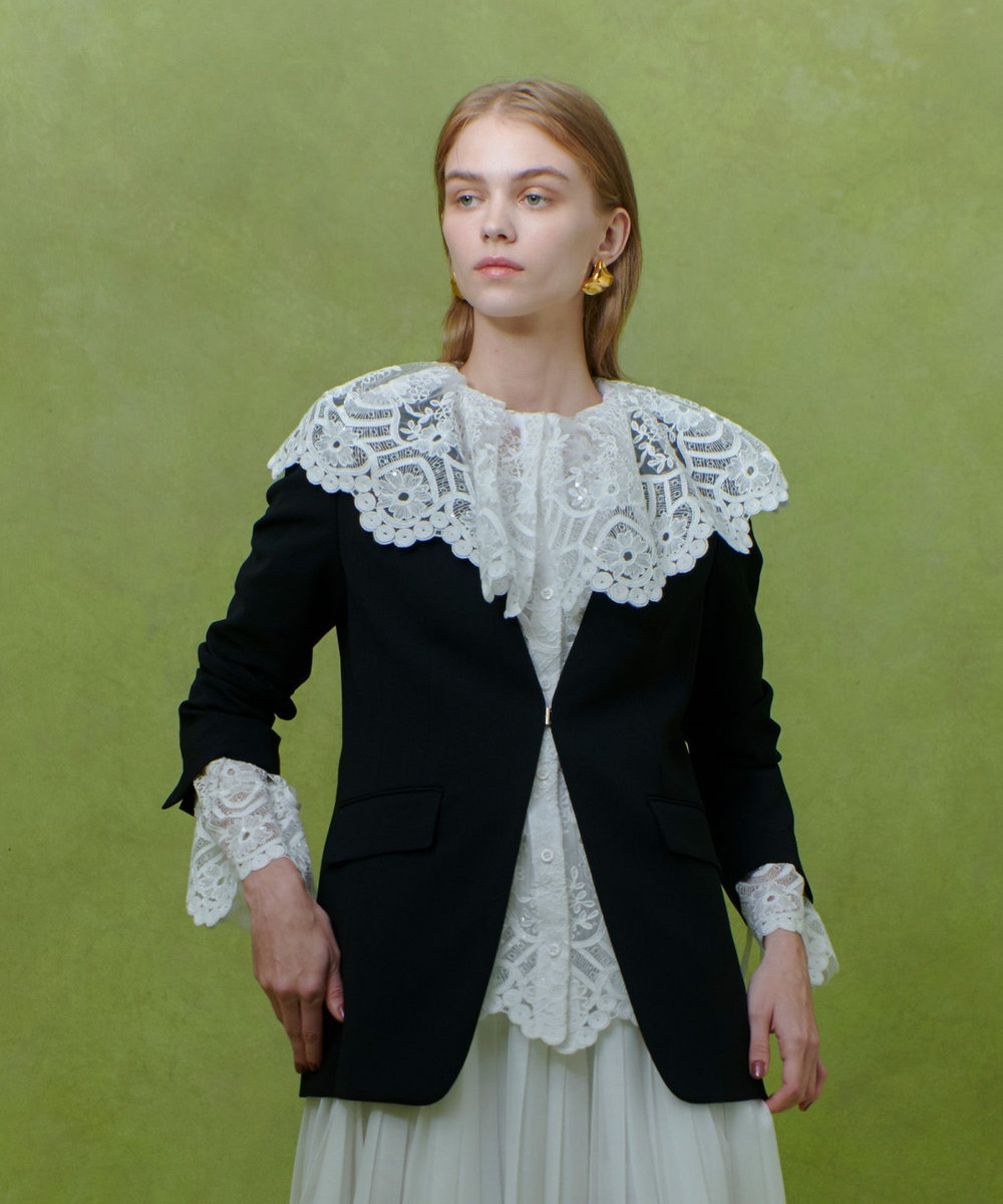 LOULOU WILLOUGHBY 【LOULOU WILLOUGHBY】ダブルクロスノーカラージャケット ブラック (95)