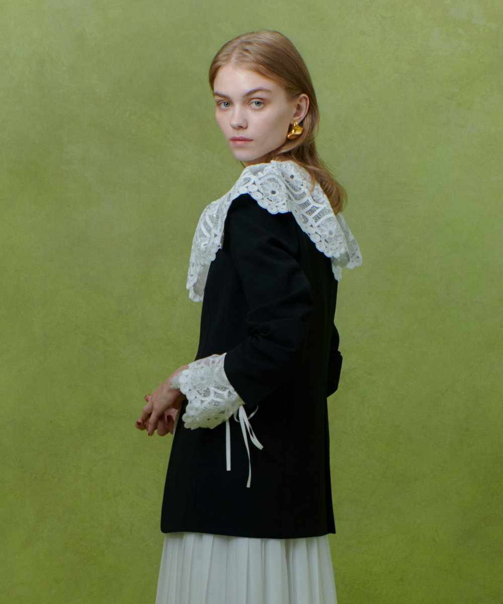 LOULOU WILLOUGHBY 【LOULOU WILLOUGHBY】ダブルクロスノーカラージャケット ブラック (95)