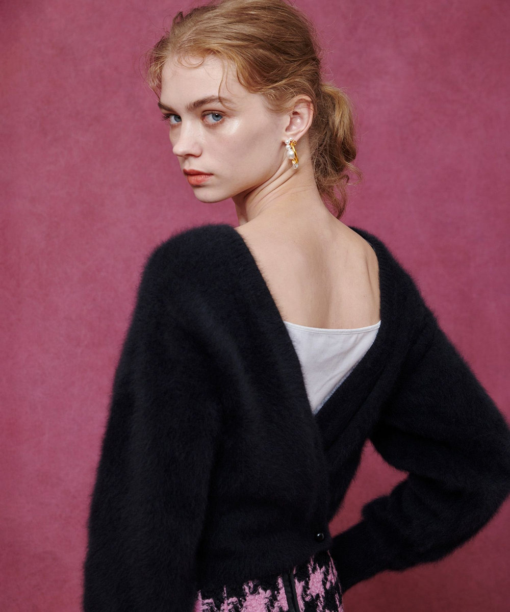 LOULOU WILLOUGHBY 【LOULOU WILLOUGHBY】カシミヤブレンドファー加工Ｖカーディガン ブラック (95)