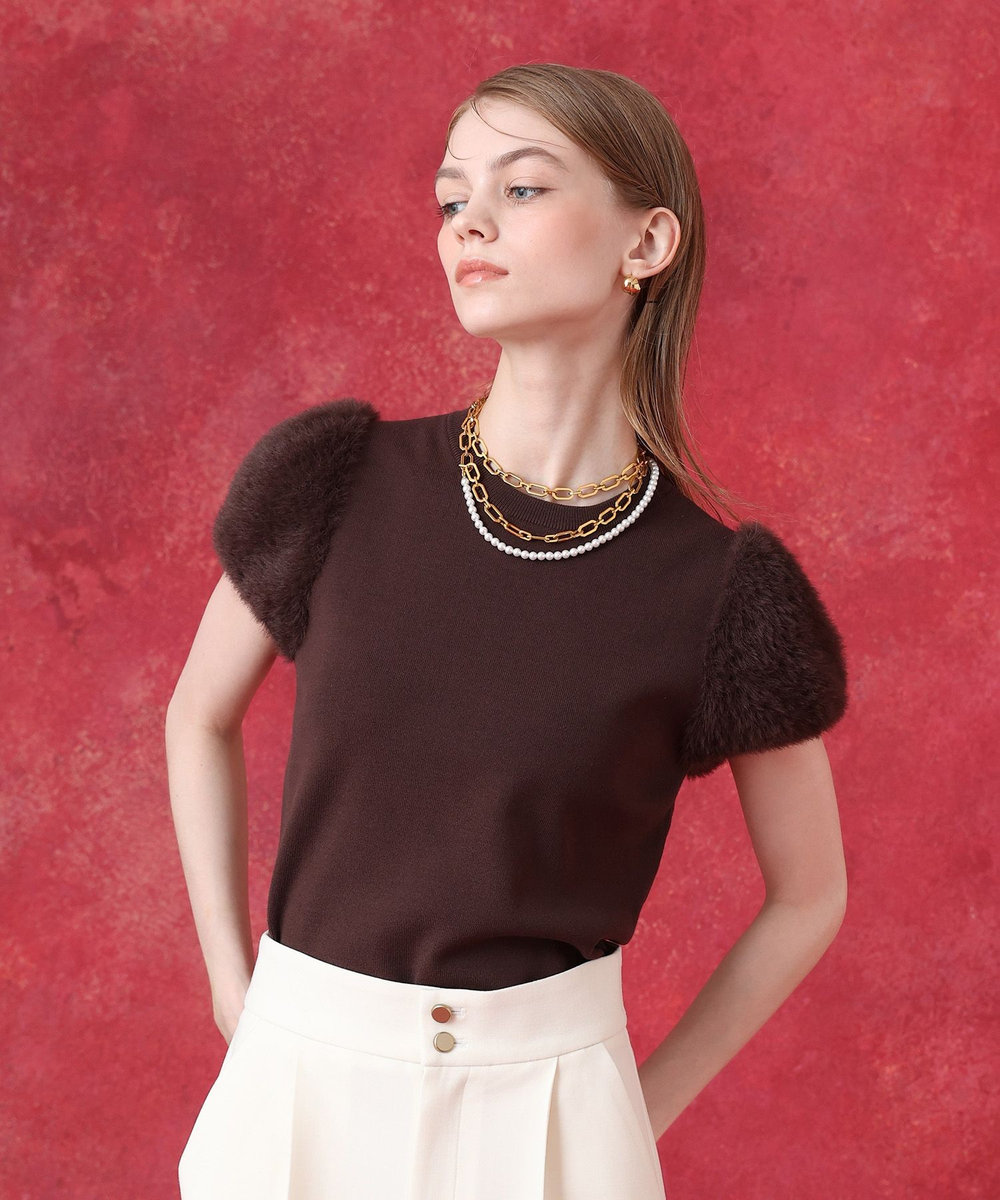 LOULOU WILLOUGHBY WEB限定 ファースリーブプルオーバー ブラウン (81)