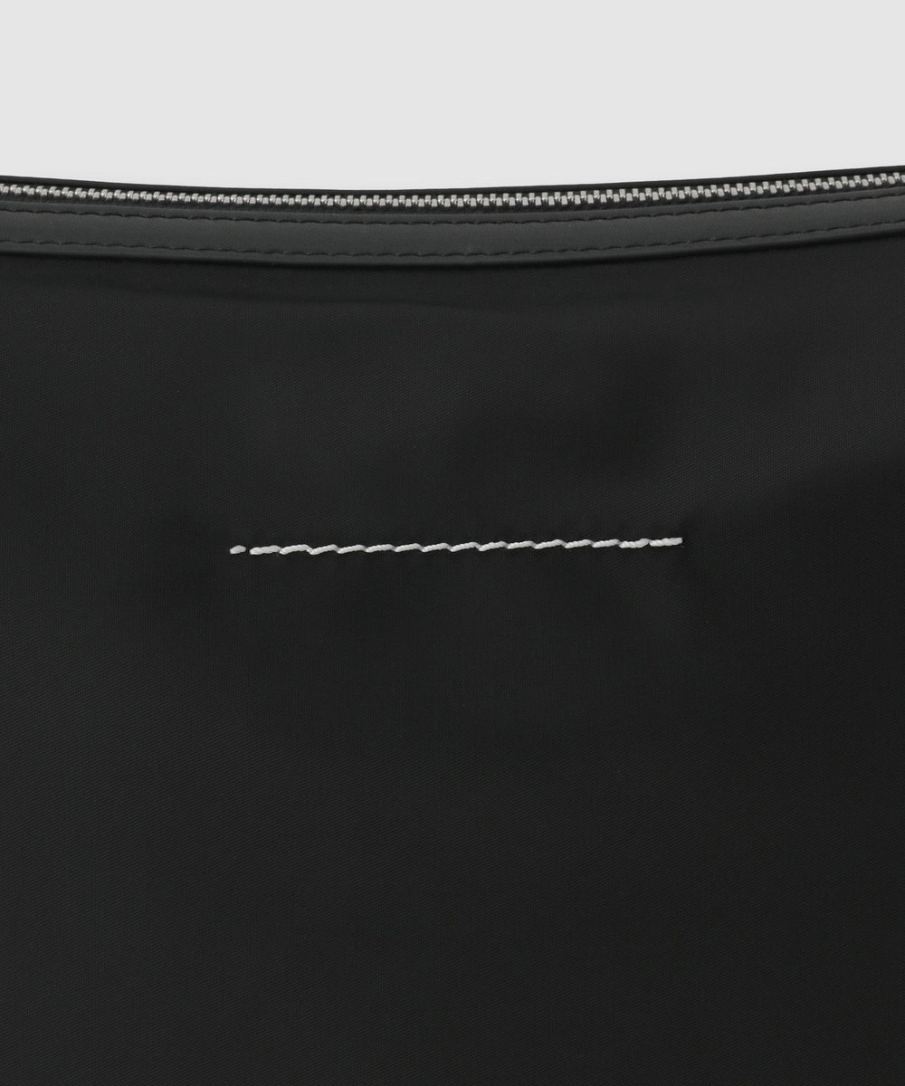 buying 【MM6 Maison Margiela(エムエム6 メゾン マルジェラ)】NYLON CROSSBODY ショルダーバッグ ブラック (95)