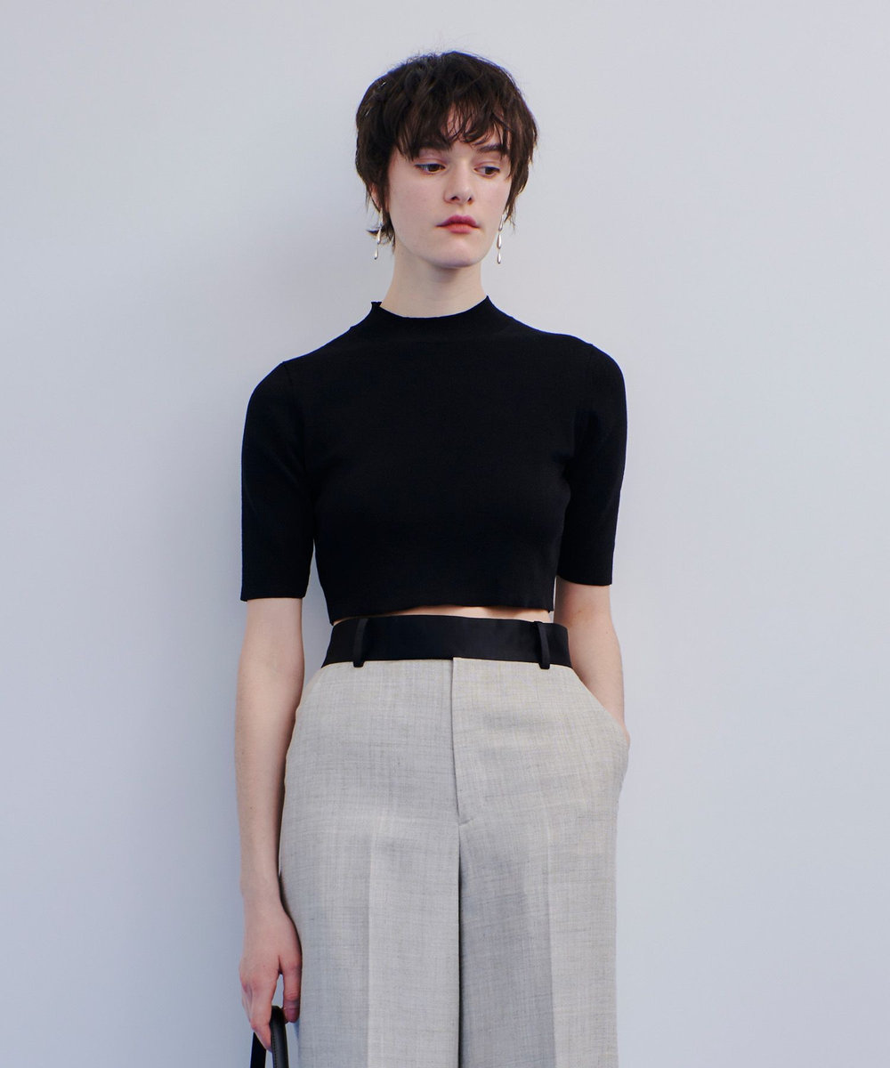 allureville ショートレングスモックネックプルオーバー ブラック (95)
