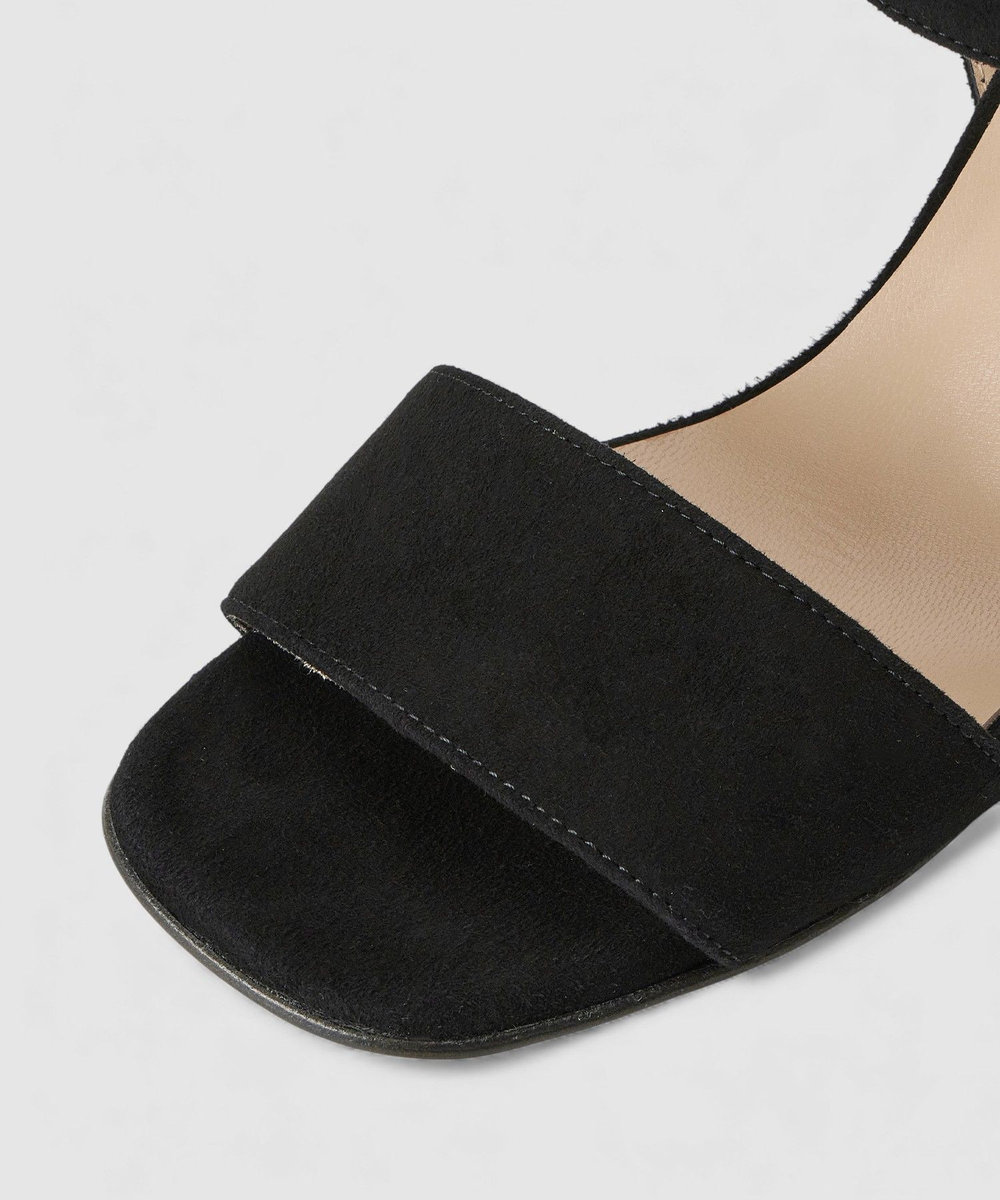 buying 【LUCA GROSSI(ルカ グロッシ)】WIDE STAP SANDAL ブラック (95)