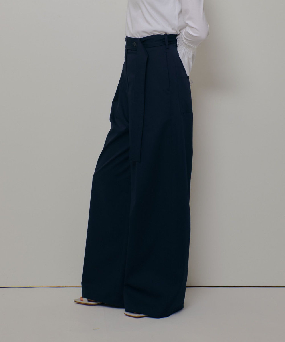 allureville サテンストレッチベルテッドパンツ ネイビー (65)