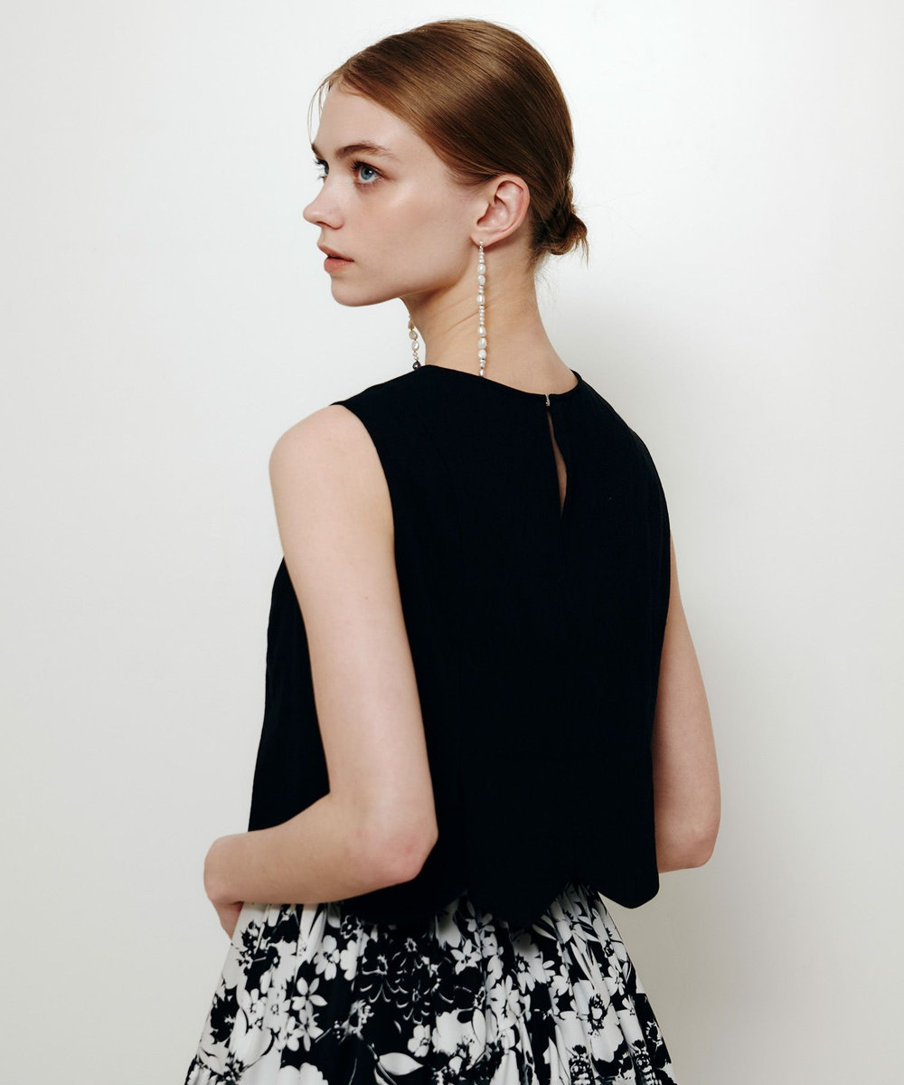 LOULOU WILLOUGHBY 【LOULOU WILLOUGHBY】コットンリネンスカラップヘムブラウス ブラック (95)