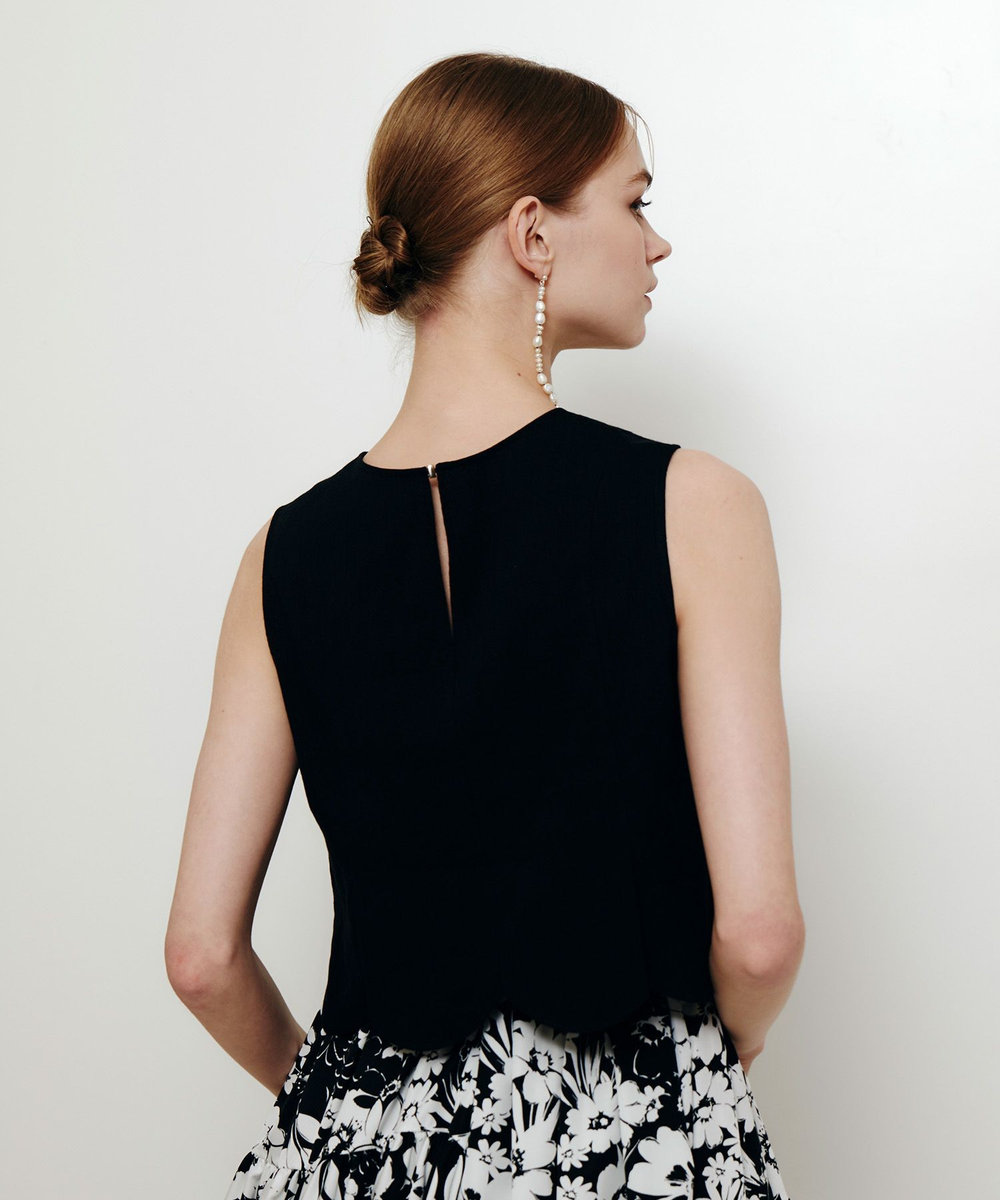 LOULOU WILLOUGHBY 【LOULOU WILLOUGHBY】コットンリネンスカラップヘムブラウス ブラック (95)