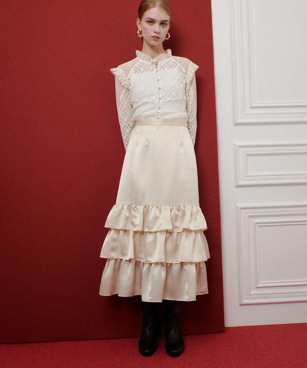 LOULOU WILLOUGHBY レースコンビプルオーバー オフホワイト (02)