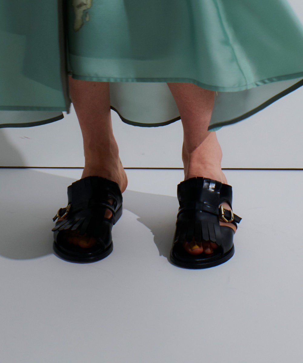 buying 【LUCA GROSSI(ルカ グロッシ)】TASSEL SANDAL ブラック (95)