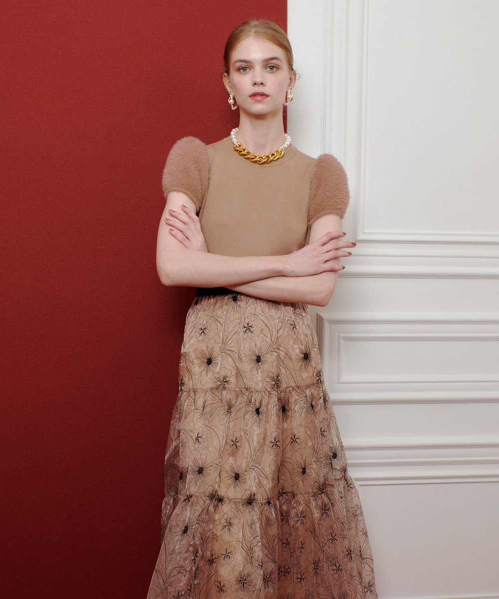 LOULOU WILLOUGHBY WEB限定【LOULOU WILLOUGHBY】フェザースリーブプルオーバー ベージュ (11)
