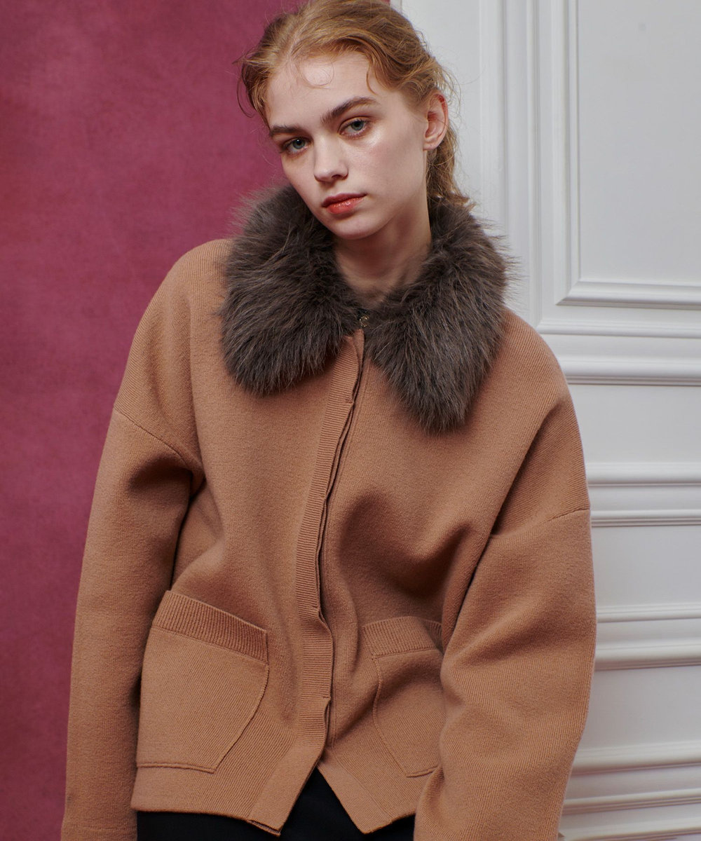 LOULOU WILLOUGHBY ファー衿ニットショートコート ベージュ (11)