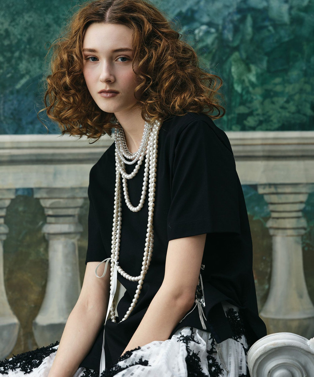 LOULOU WILLOUGHBY パールネックレスＴシャツ ブラック (95)
