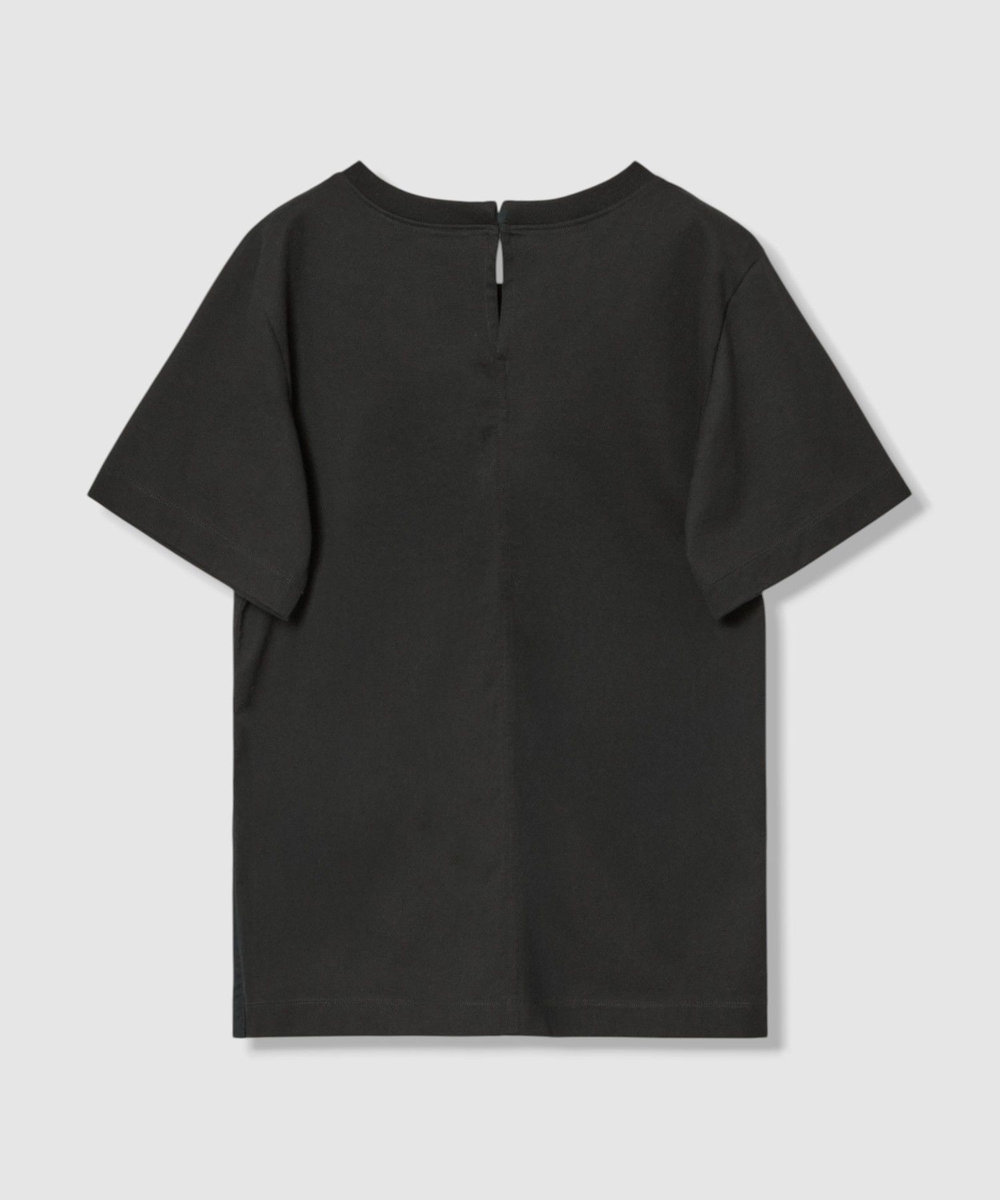 LOULOU WILLOUGHBY パールネックレスＴシャツ ブラック (95)