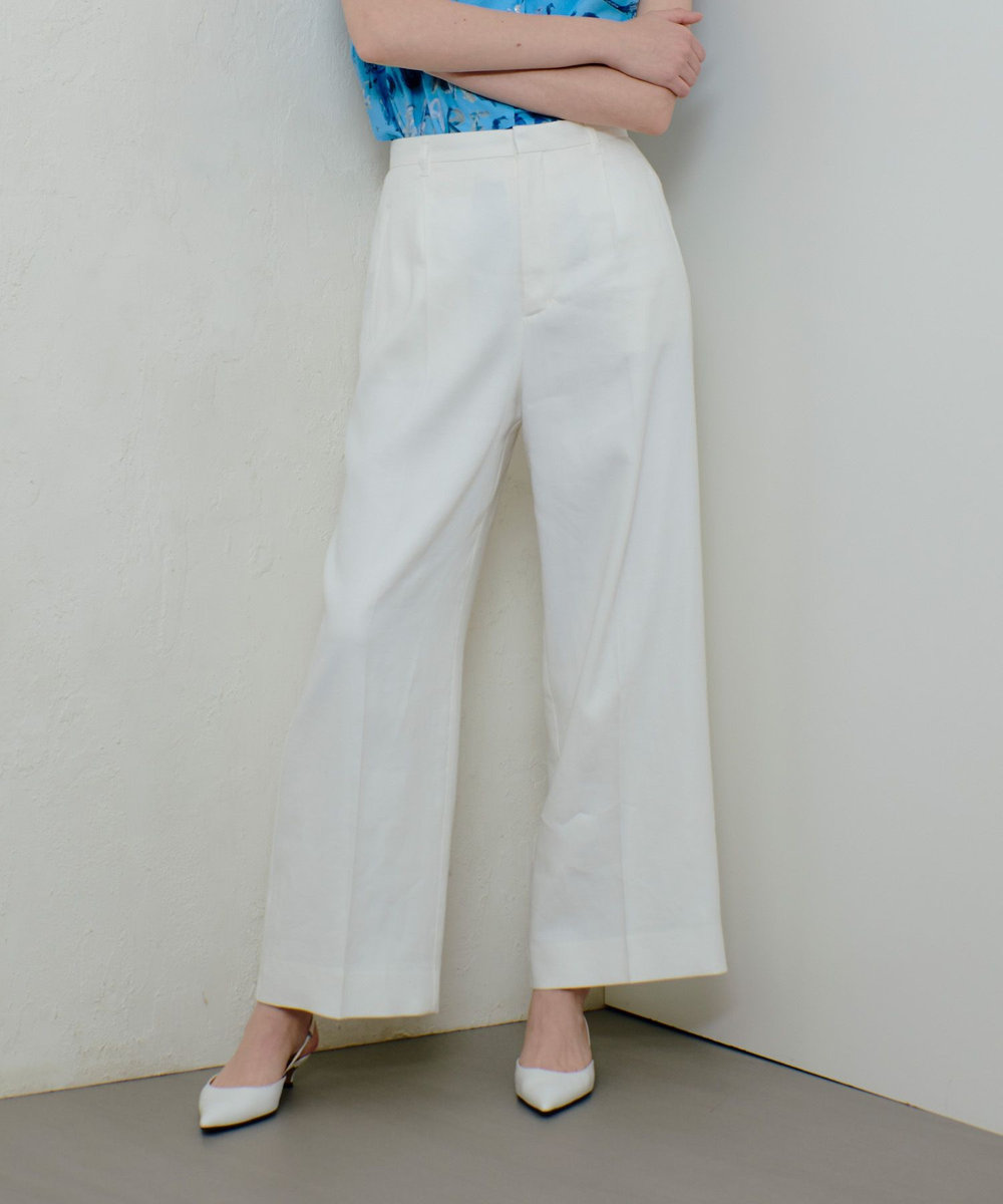 allureville NALYAストレッチパンツ ホワイト (01)