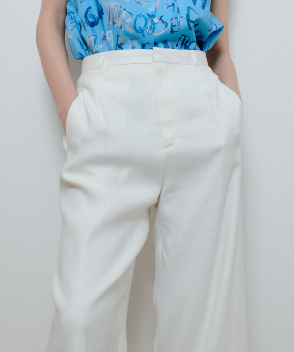 allureville NALYAストレッチパンツ ホワイト (01)