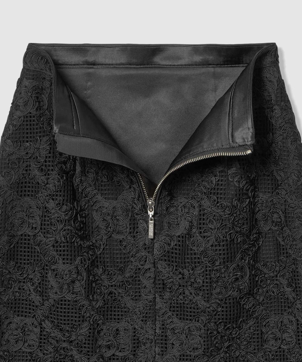 LOULOU WILLOUGHBY 【LOULOU WILLOUGHBY】コード刺繍ミニスカート ブラック (95)