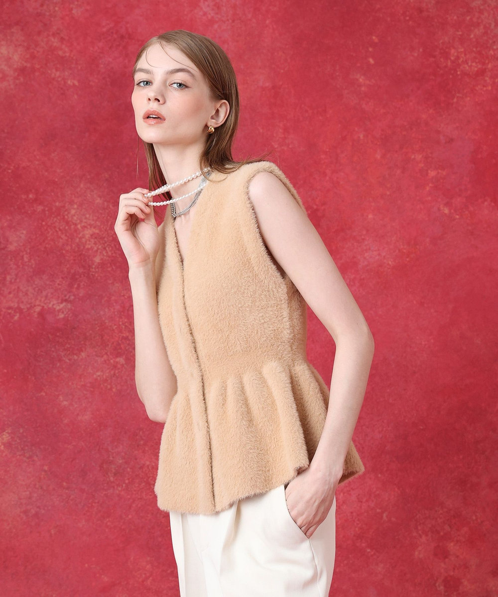 LOULOU WILLOUGHBY フェザーペプラムジレ ベージュ (11)