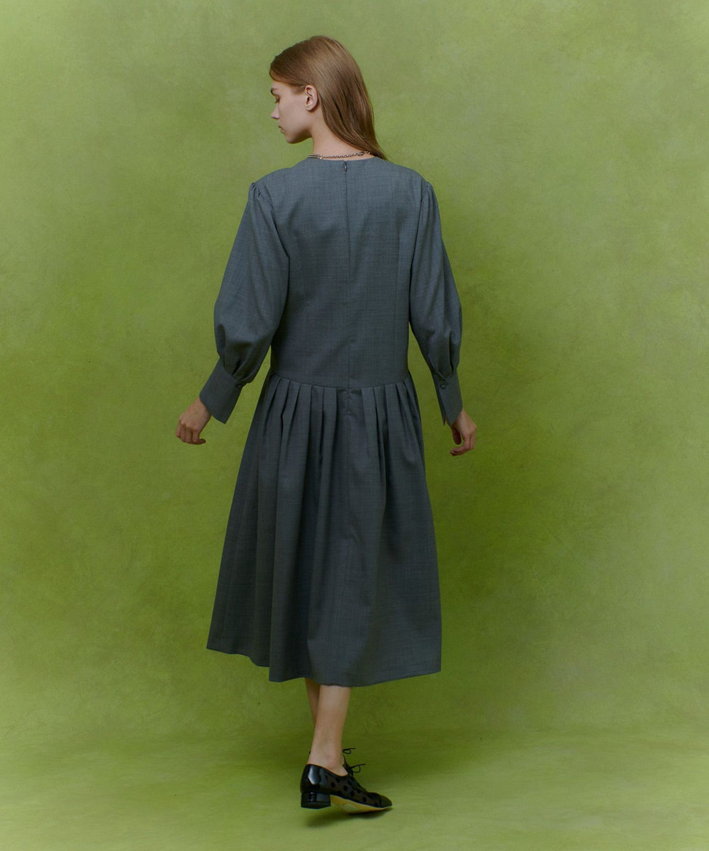 LOULOU WILLOUGHBY 【LOULOU WILLOUGHBY】ウールトロローウエストワンピース グレー (92)