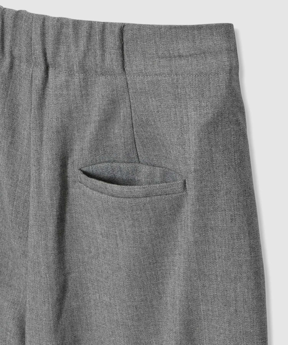 allureville ストレッチメニータックパンツ グレー (92)