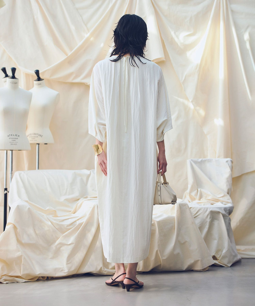 allureville 【ATELIER Line】リヨセルコクーンワンピース オフホワイト (02)