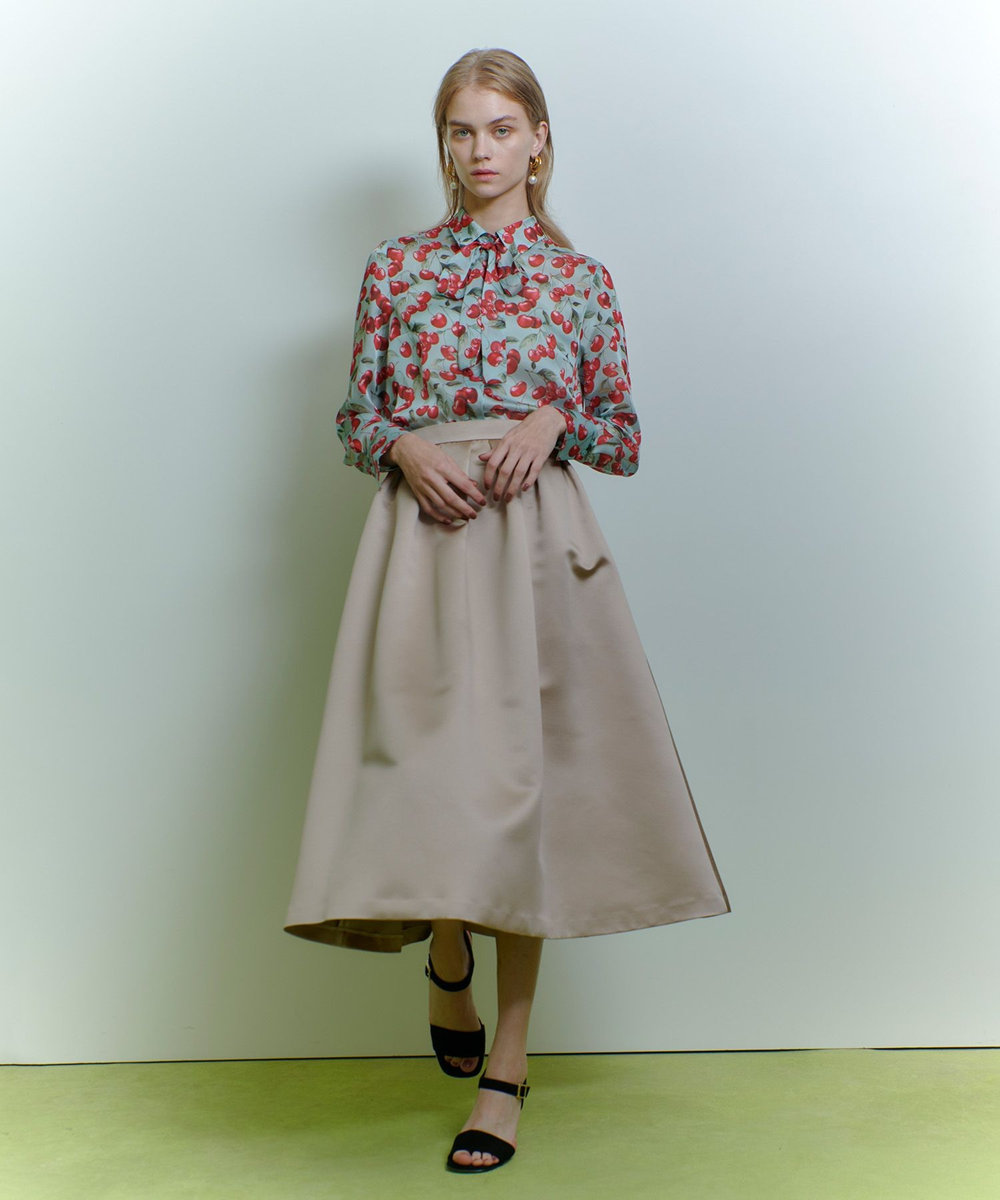 LOULOU WILLOUGHBY WEB限定【LOULOU WILLOUGHBY】LISAチェリープリント ボウタイブラウス サックス (63)