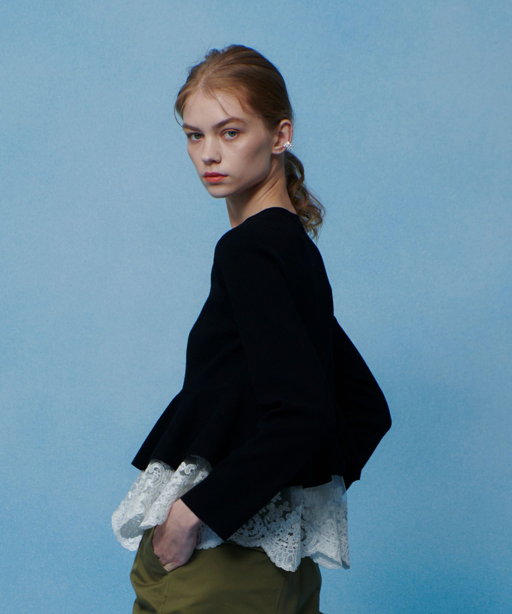 LOULOU WILLOUGHBY 【LOULOU WILLOUGHBY】レースレイヤーペプラムカーディガン ブラック (95)