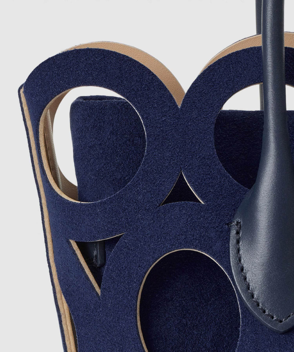 buying 【MARY AL TERNA(メアリーオルターナ)】 MAZEトートバッグ ブルー (61)