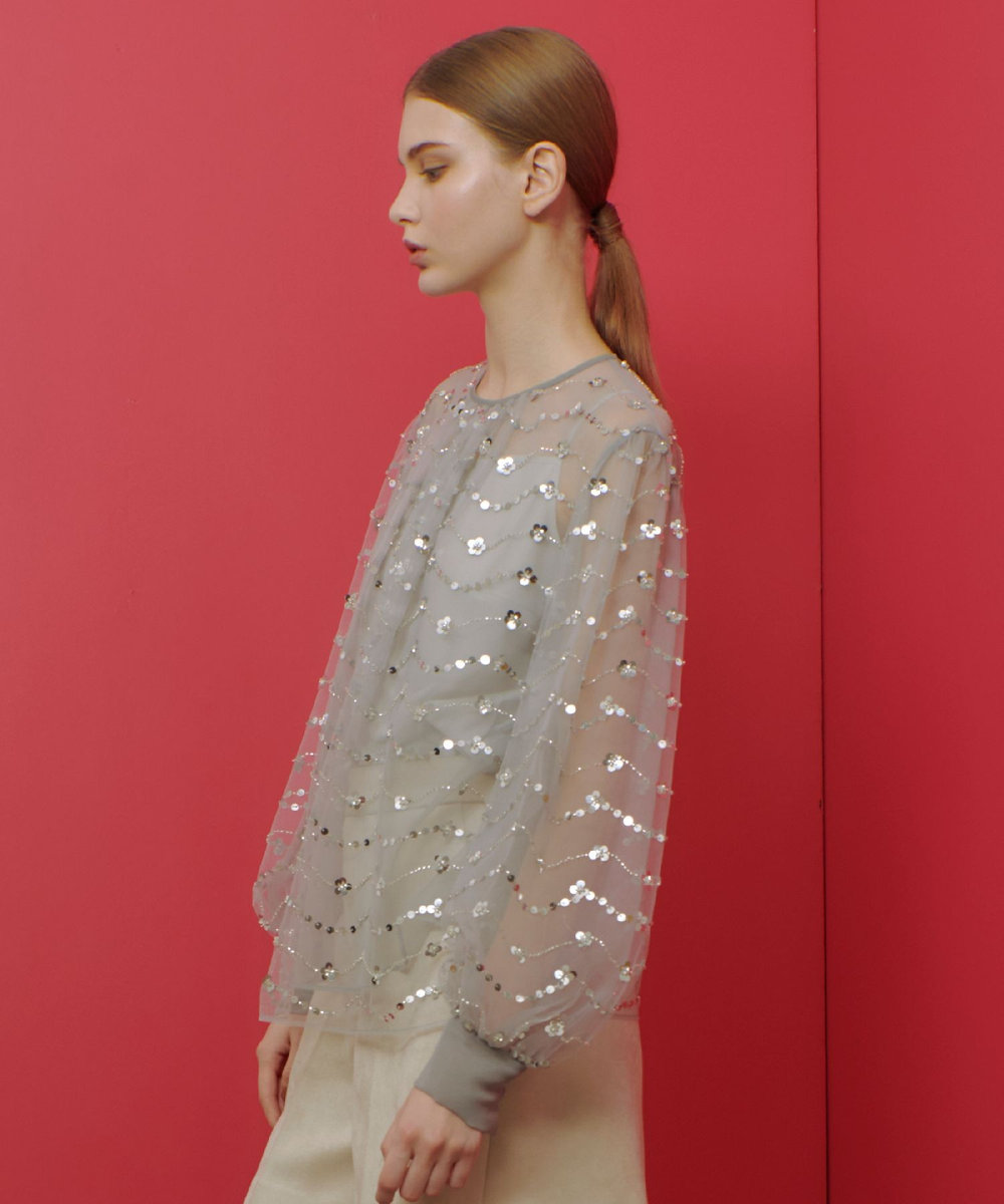LOULOU WILLOUGHBY 【LOULOU WILLOUGHBY】スパンコールビジューブラウス シルバー (90)