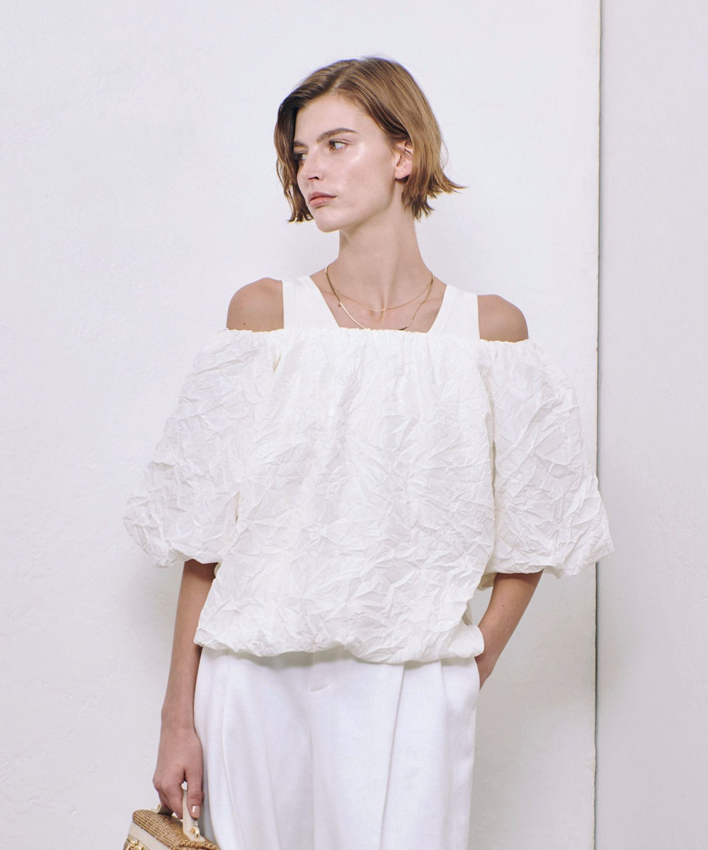 allureville クリンクルワッシャーオフショルブラウス オフホワイト (02)