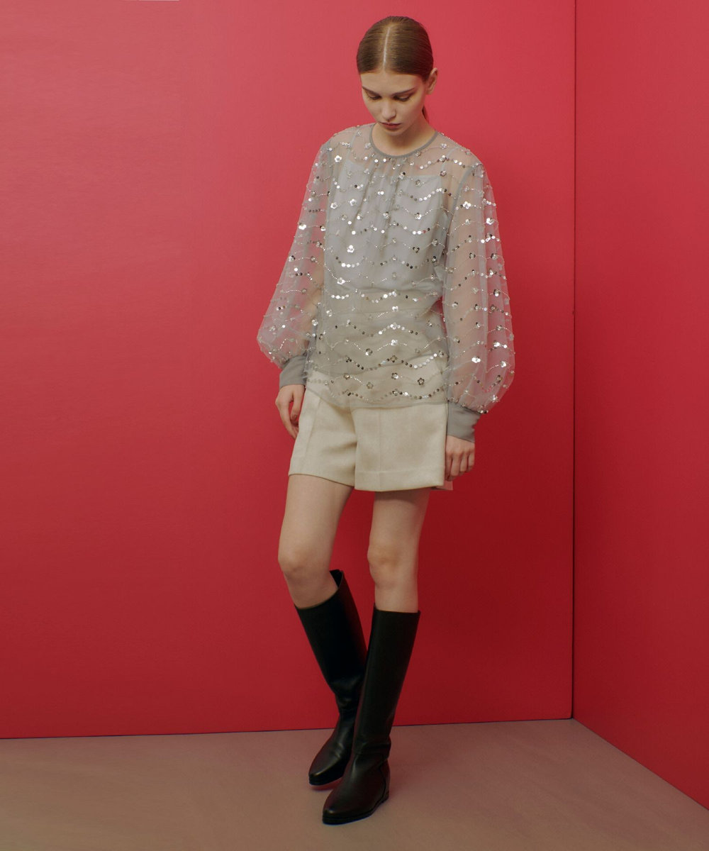 LOULOU WILLOUGHBY 【LOULOU WILLOUGHBY】スパンコールビジューブラウス シルバー (90)