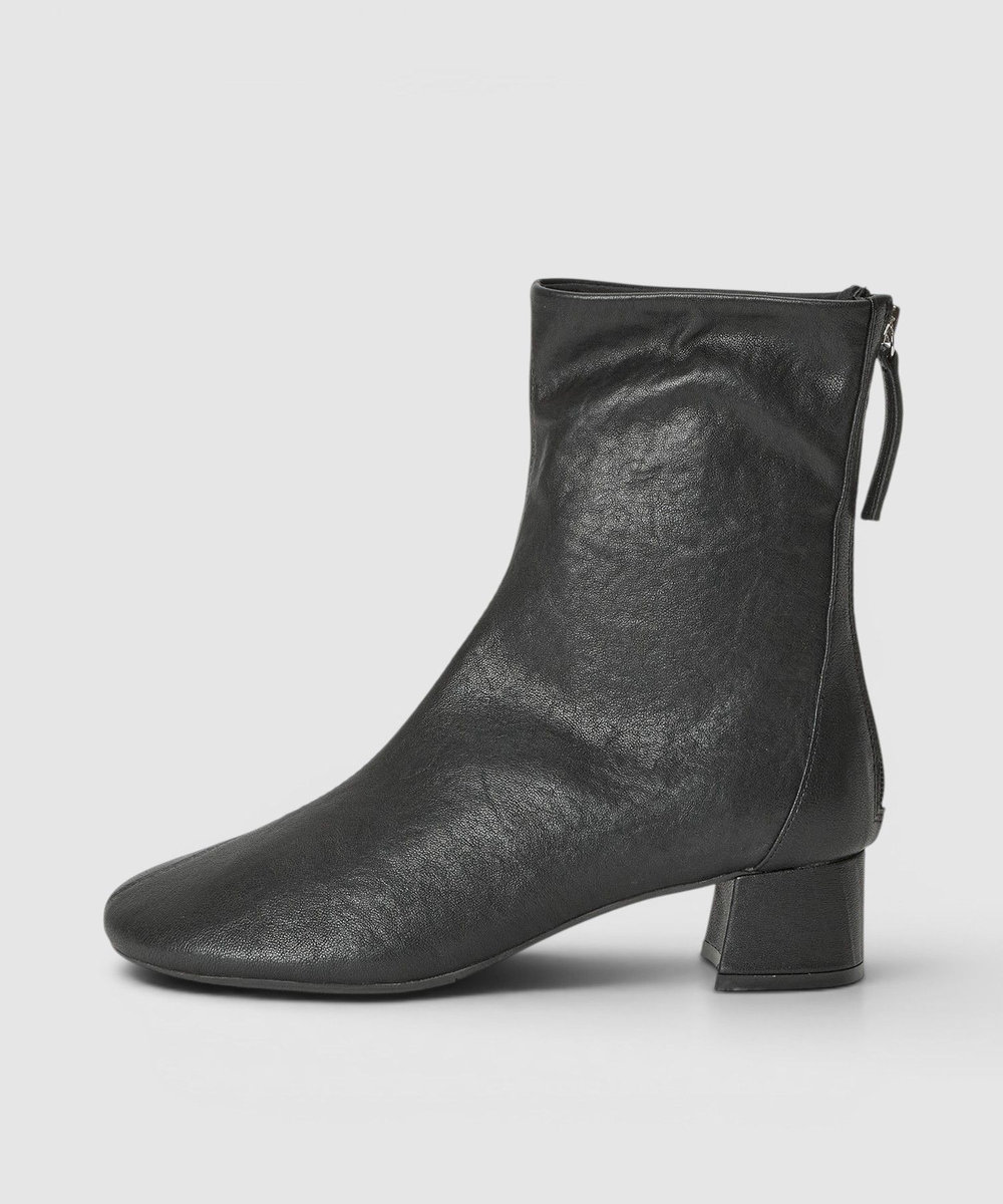 allureville バックジップラウンドショートブーツ ブラック (95)