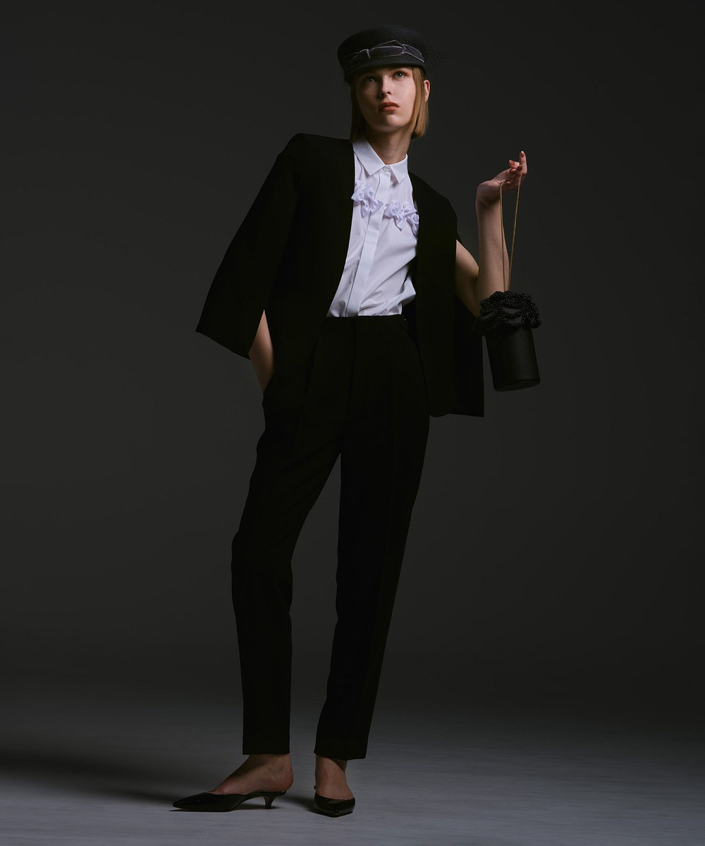 LOULOU WILLOUGHBY 【LOULOU WILLOUGHBY】ハイバックテーパードパンツ ブラック (95)