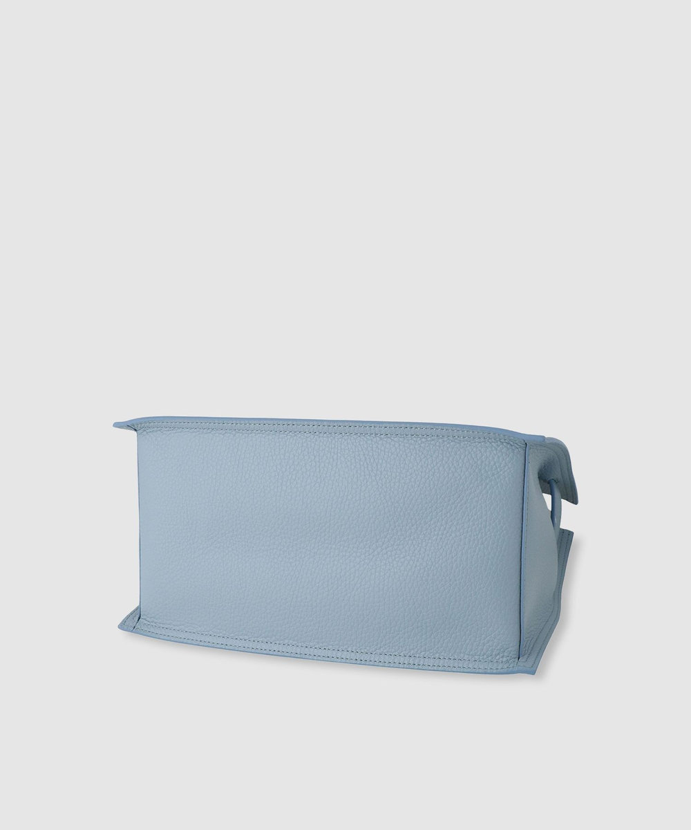 buying 【VIOLAd'ORO (ヴィオラドーロ)】レザートート ライトブルー (62)