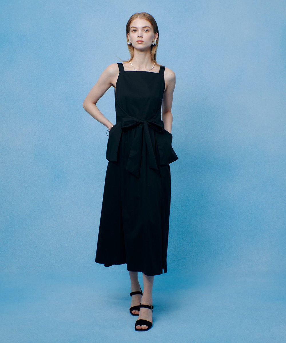 LOULOU WILLOUGHBY 【LOULOU WILLOUGHBY】コットンサテンエプロンワンピース ブラック (95)