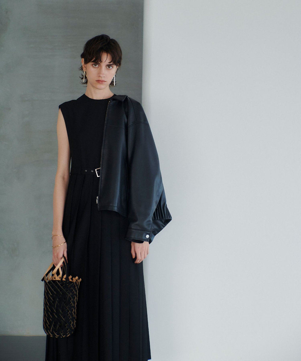 allureville×otona MUSE】TRトロサイドスリットプリーツワンピース