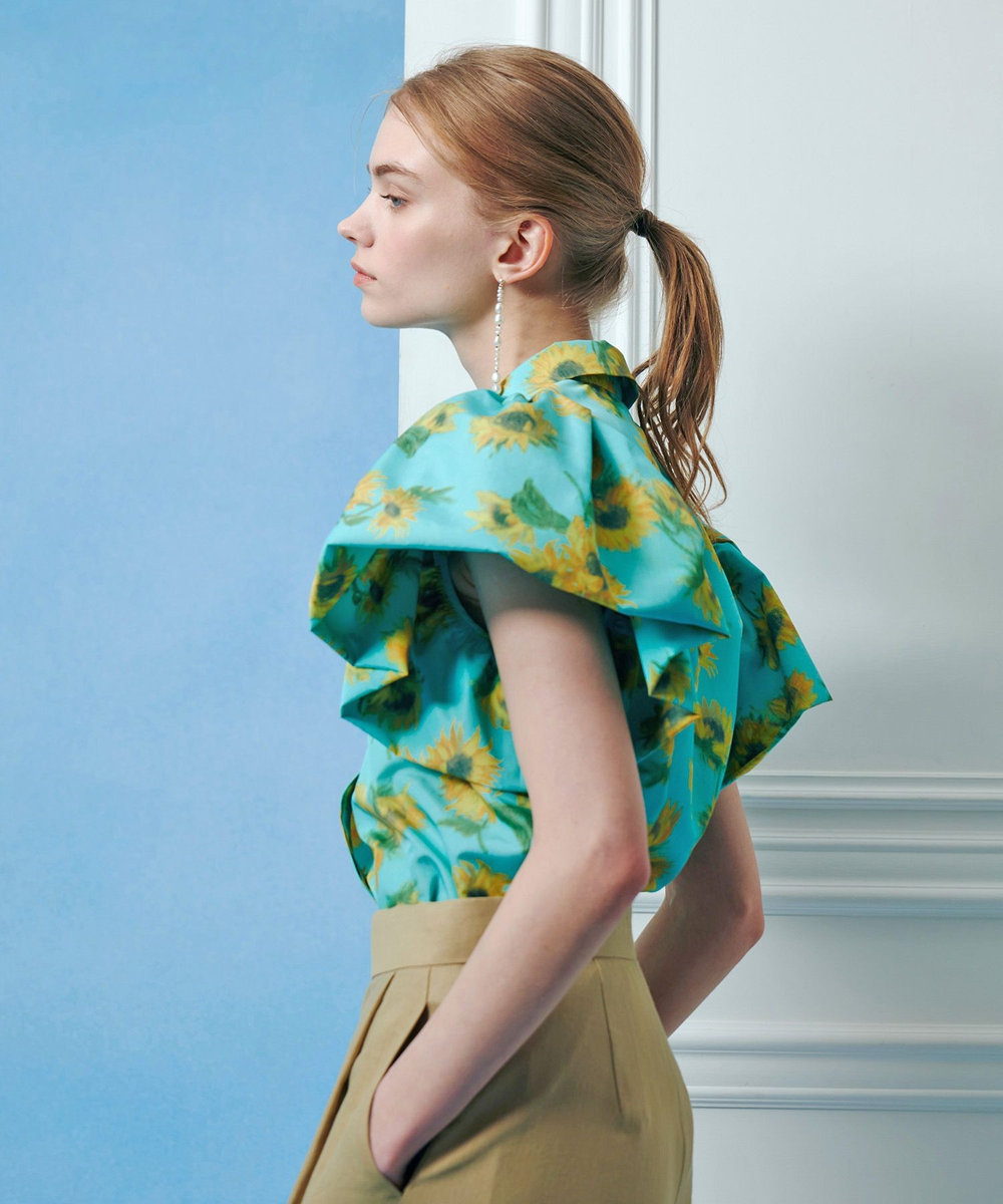 LOULOU WILLOUGHBY  WEB 一部店舗限定【LOULOU WILLOUGHBY】サンフラワープリントバルーンスリーブシャツ グリーン系 (74)