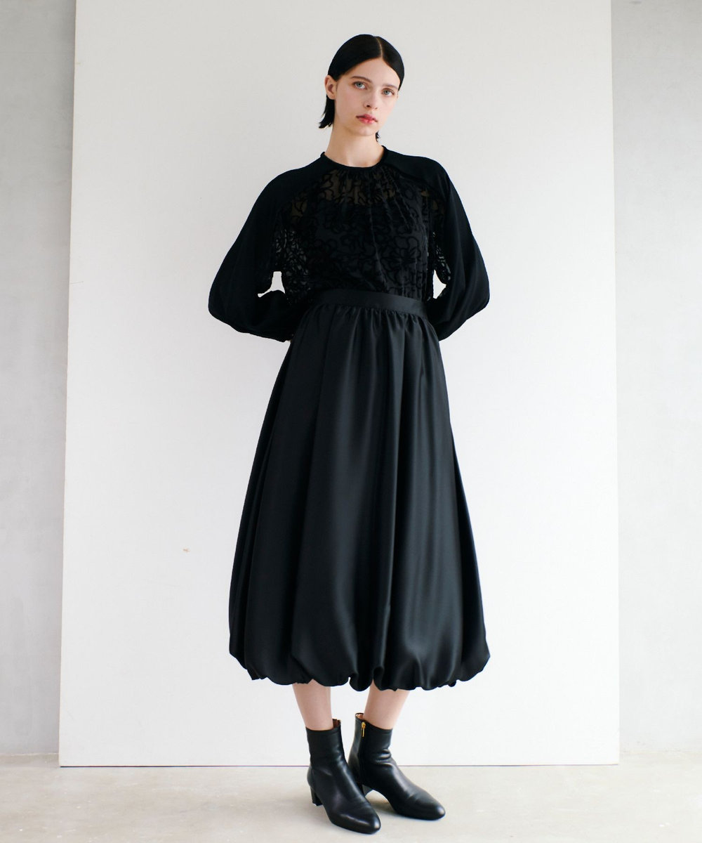 LOULOU WILLOUGHBY 【LOULOU WILLOUGHBY】オパールフラワーブラウス ブラック (95)