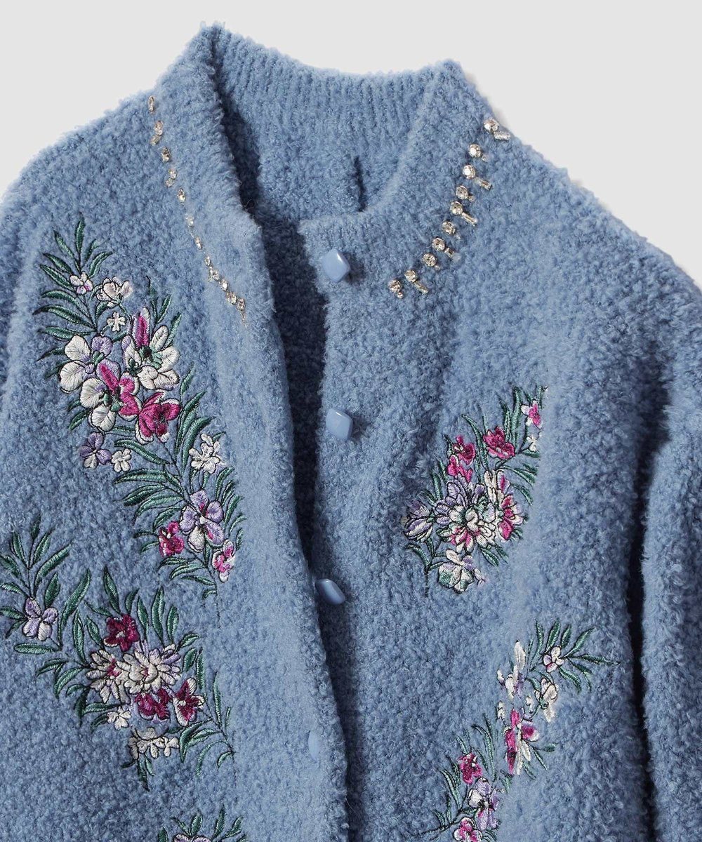 LOULOU WILLOUGHBY 【LOULOU WILLOUGHBY】フラワーズエンブロイダリーカーディガン ブルー (61)