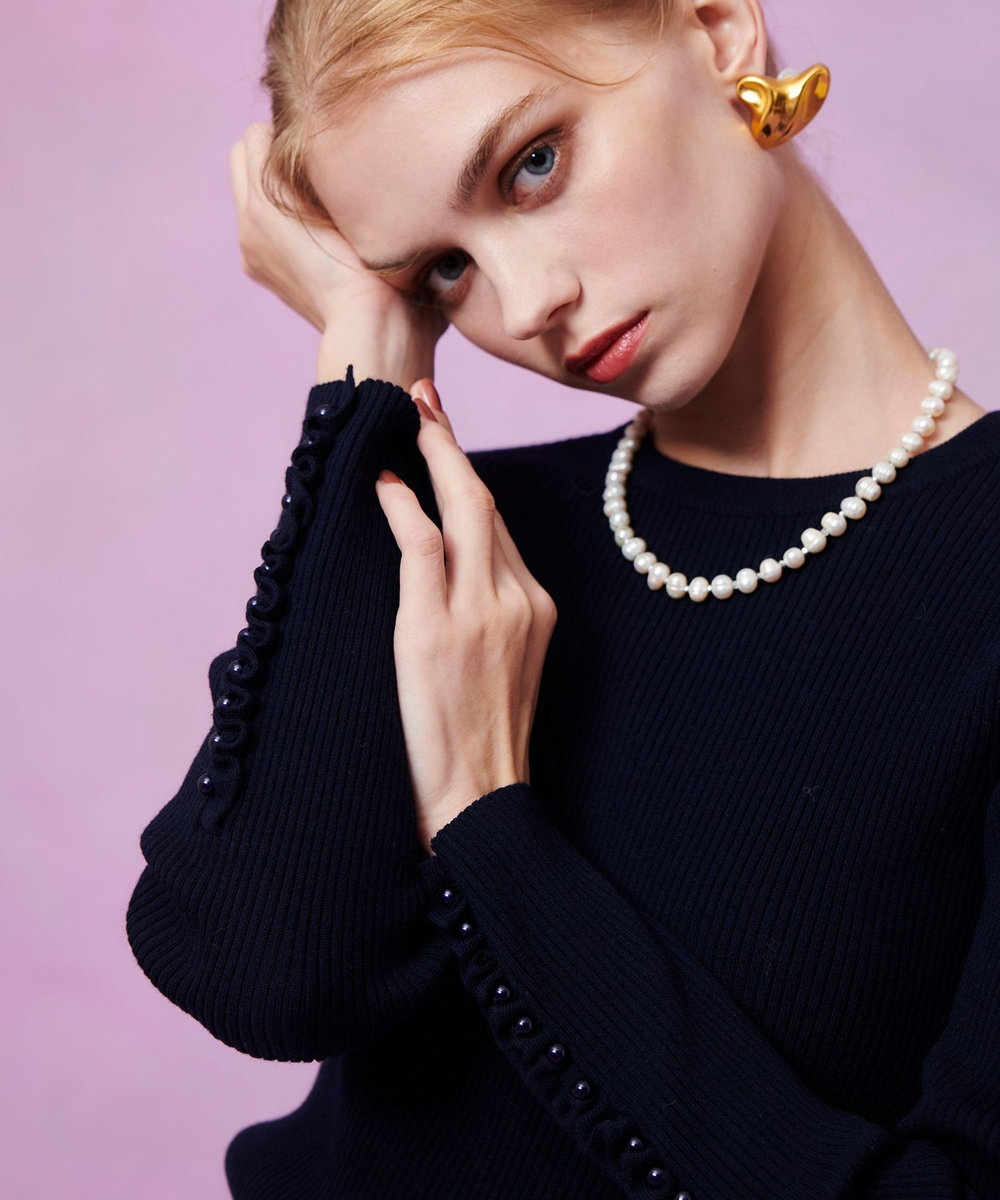LOULOU WILLOUGHBY フリルスリットプルオーバー ネイビー (65)