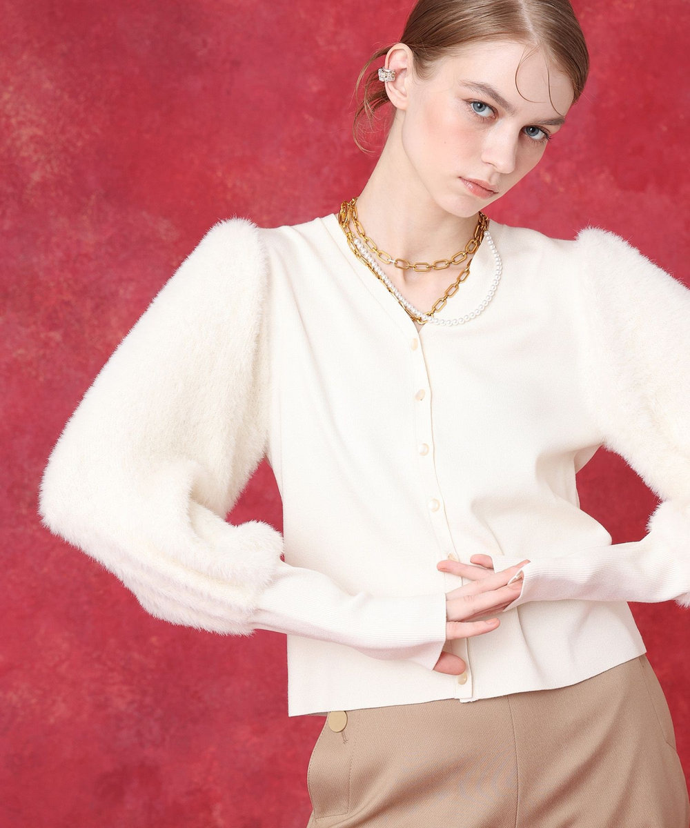 LOULOU WILLOUGHBY WEB限定 ファースリーブカーディガン オフホワイト (02)