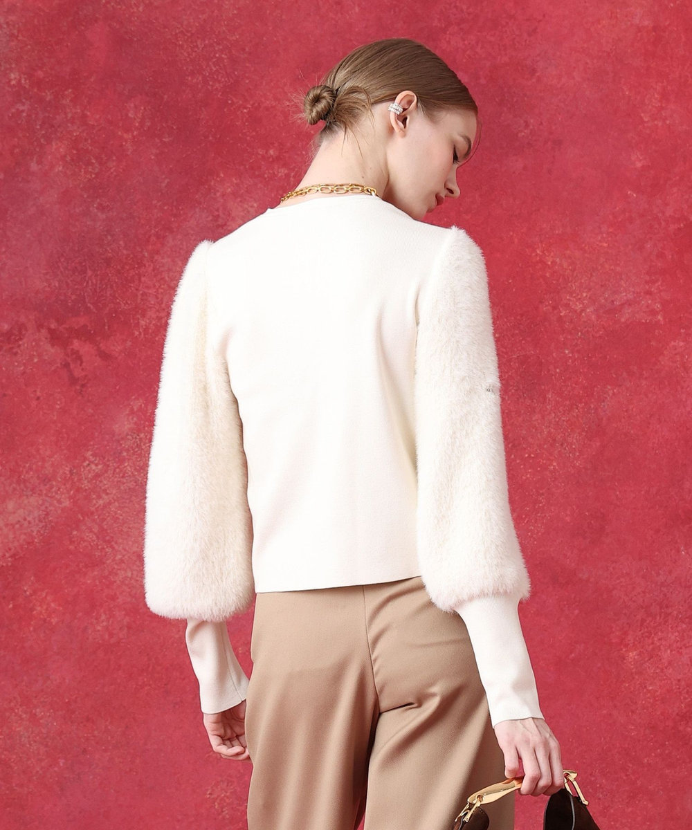 LOULOU WILLOUGHBY WEB限定 ファースリーブカーディガン オフホワイト (02)