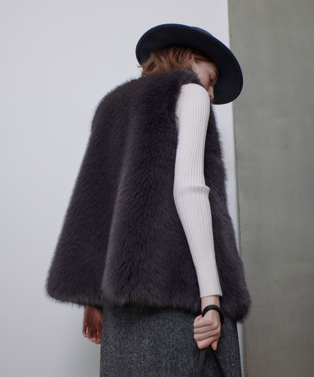 allureville フェイクフォックスジレ グレー (92)