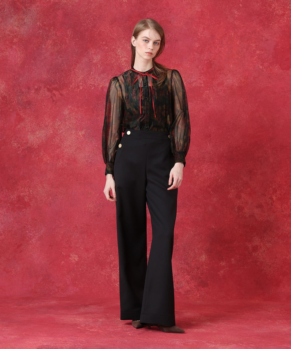 LOULOU WILLOUGHBY グロッシーフラワーブラウス ブラック系 (98)