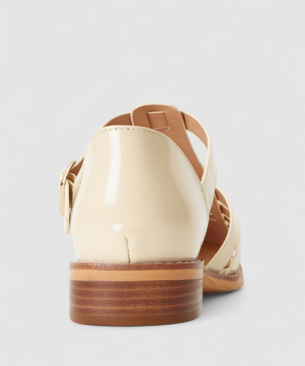 allureville グルカサンダル アイボリー (04)