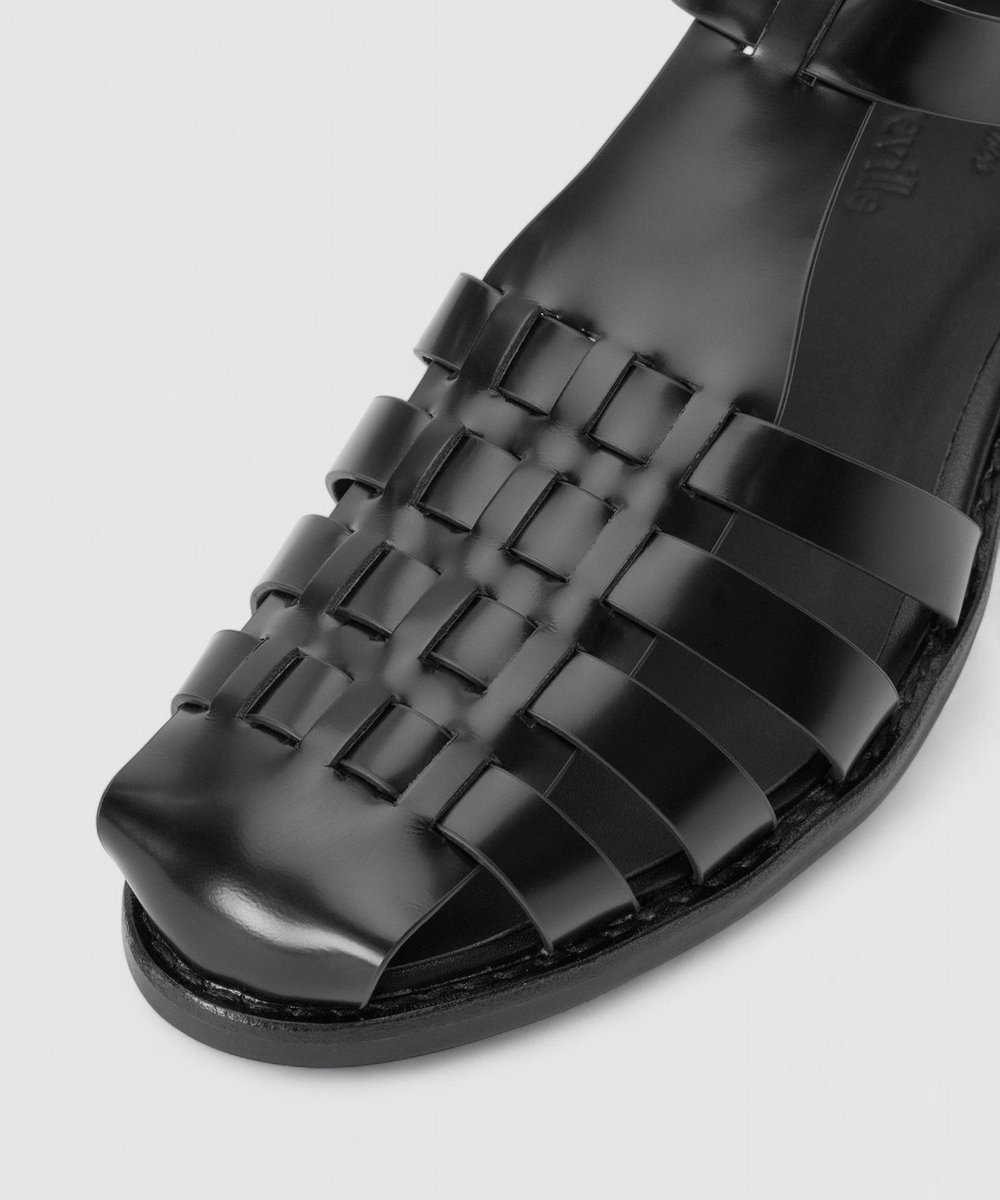 allureville グルカサンダル ブラック (95)