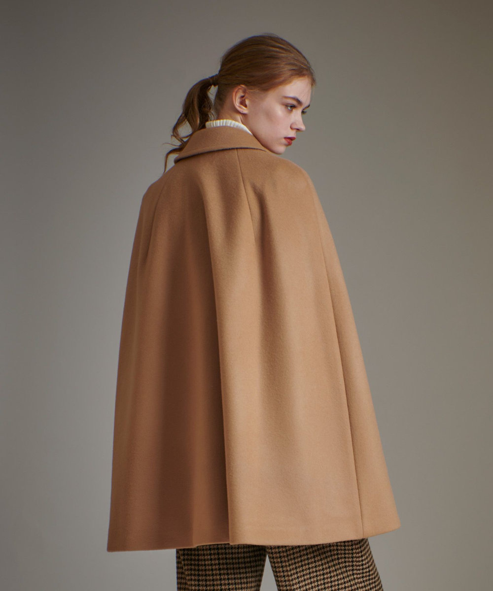 LOULOU WILLOUGHBY 【LOULOU WILLOUGHBY】シャルムビーバーケープコート キャメル (84)